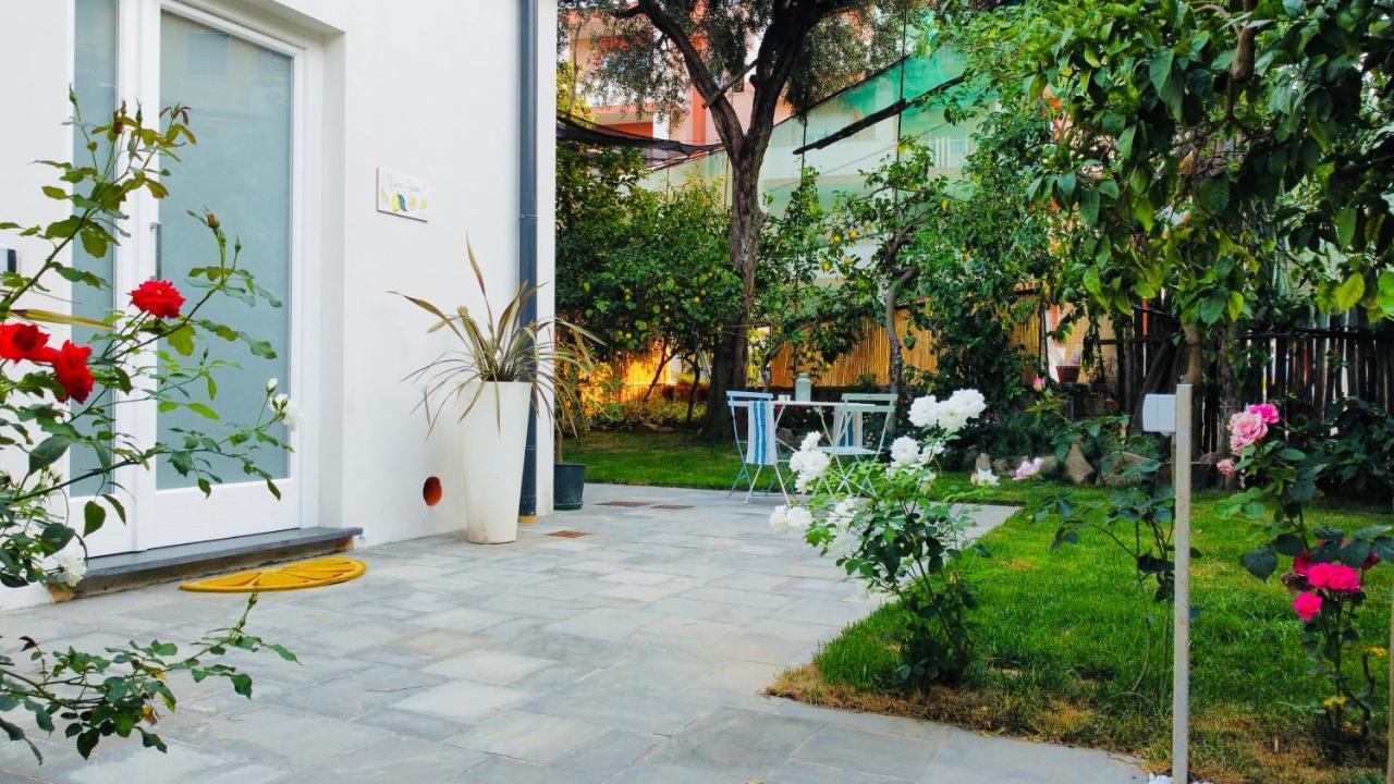Bed and Breakfast Flavia'S Lemons Península Sorrentina Exterior foto